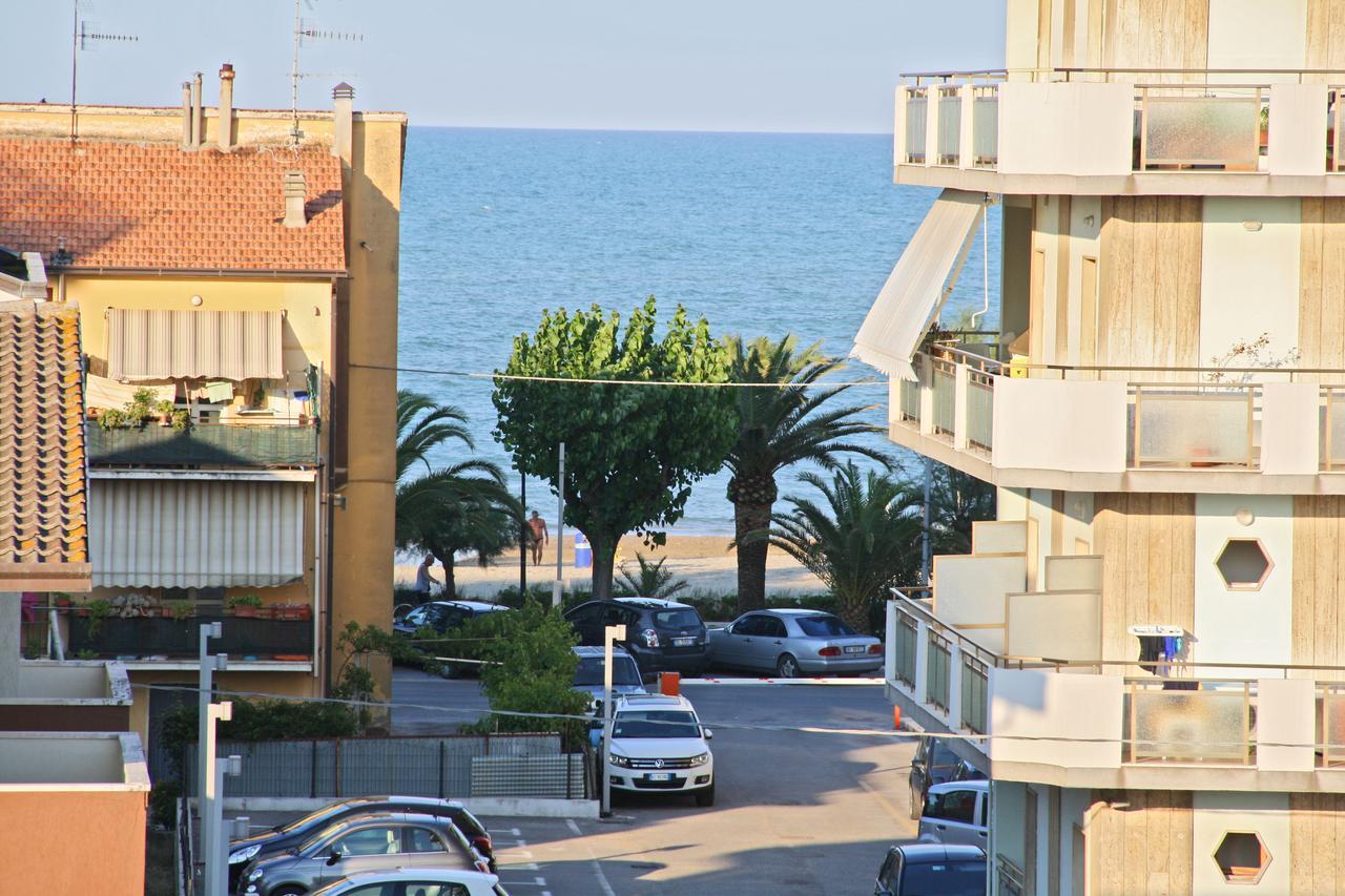 Adria Hotel 3*